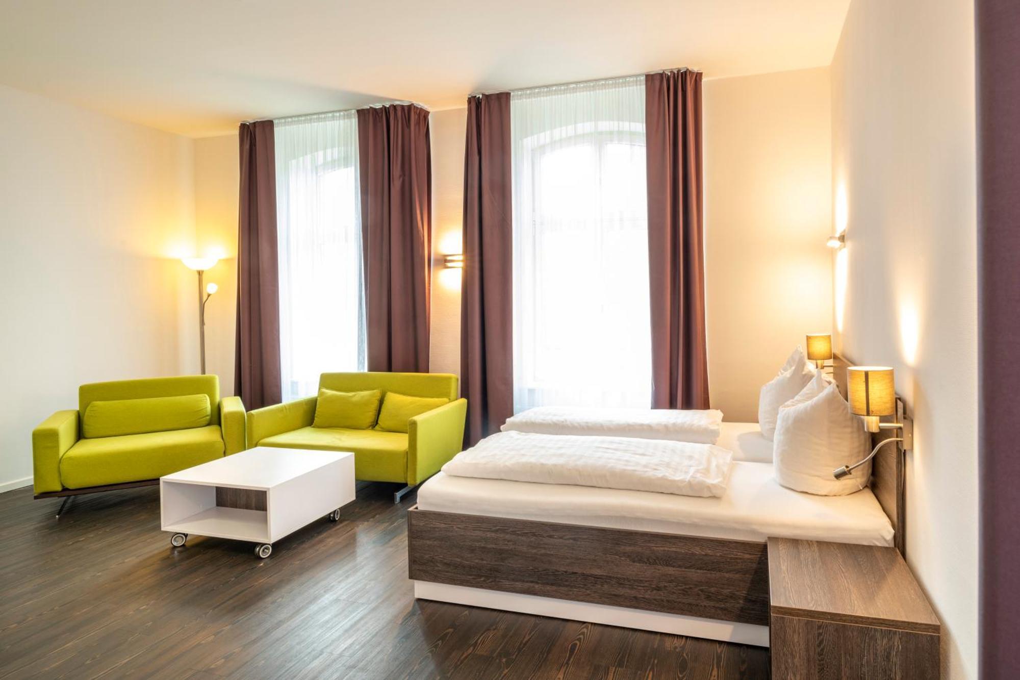 Deluxe Double or Twin Room