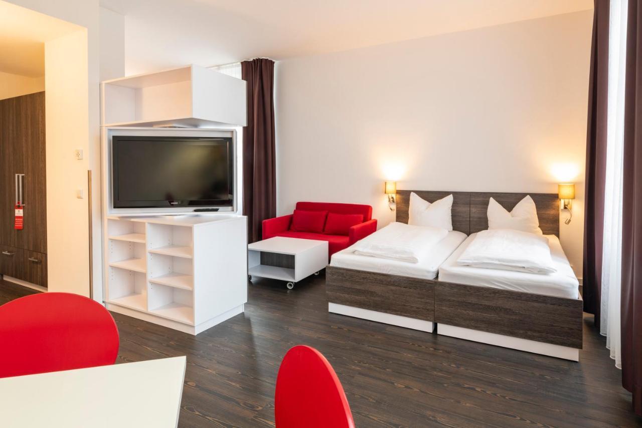 Large Double or Twin Room